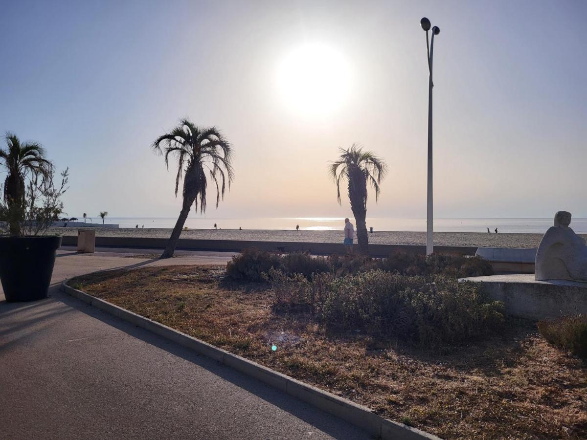 Canet Centre Ville Et Plage - Equipe Avec Climatisation Exterior photo